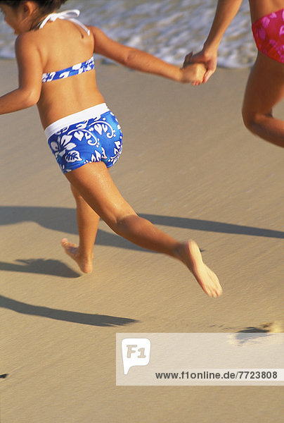 hinter  Wasserrand  Strand  rennen  halten  Ansicht  Mädchen  Hawaii  Oahu