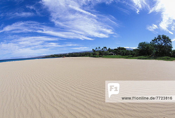 Hawaii  Big Island  Hapuna Beach State Park  Pristine White Wind Blown Sand.