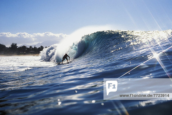 entfernt Schatten Distanz Hawaii North Shore Oahu Pipeline Wellenreiten surfen Wasserwelle Welle