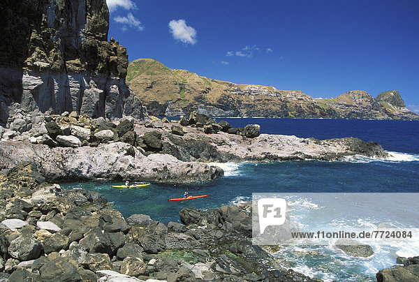 entfernt Mann Küste Kajak Ansicht 2 vorwärts blauer Himmel wolkenloser Himmel wolkenlos Distanz Hawaii Maui