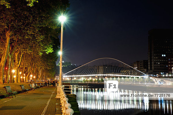 Nacht  über  Bilbao  Spanien