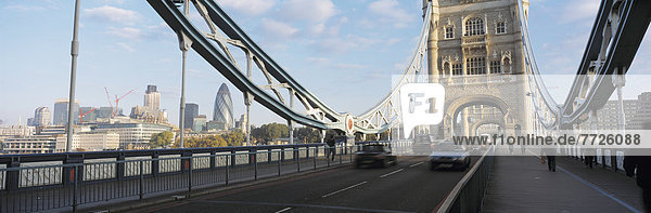 Looking across Tower Bridge early in the morning towards the city  London  UK.. © Ian Cumming / Axiom