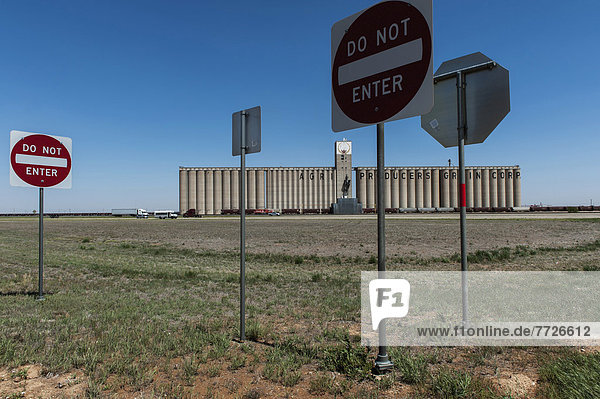 Vereinigte Staaten von Amerika USA Getreide Gebäude groß großes großer große großen Aufzugsanlage Texas