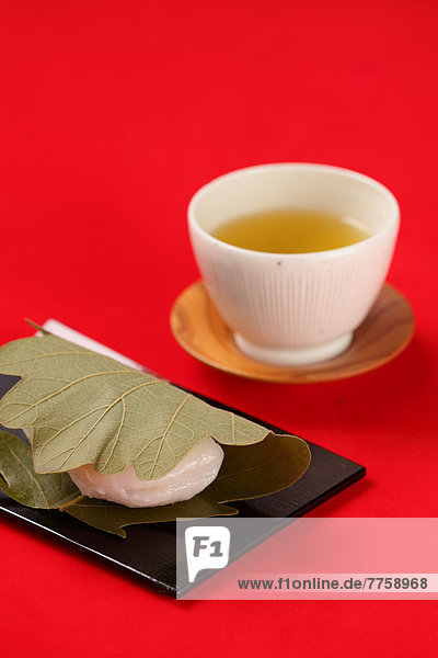 Green tea and Japanese confectionery