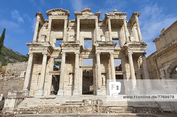 Celsus Library  Ephesus  Izmir Province  Anatolia  Turkey  Asia Minor  Eurasia