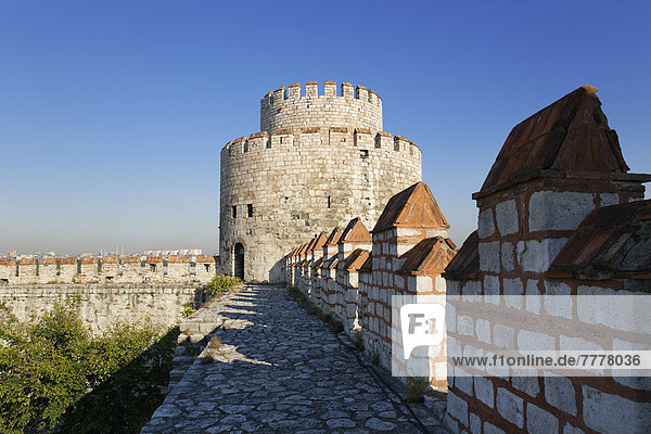 Schatzturm  Yedikule-Kastell  Burg der Sieben Türme  Theodosianische Landmauer