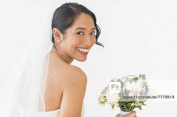 Blumenstrauß  Strauß  Portrait  Braut  halten  Schleier
