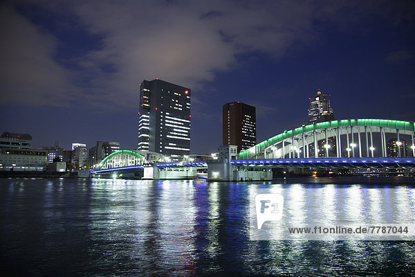 Kachidoki Bridge in Japan
