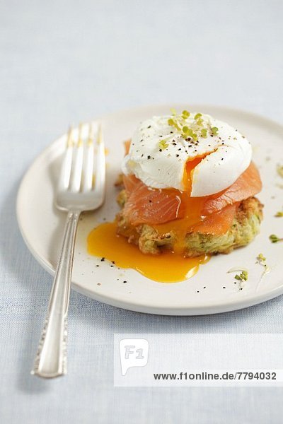 A courgette fritter with smoked salmon and a poached egg
