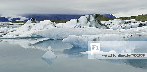 Eisberge auf dem Jökulsarlon Gletschersee