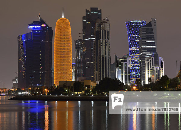 Skyline Skylines Nacht 1 2 Doha World Trade Center