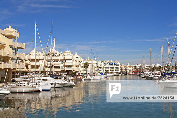 bauen  Wasser  Hafen  Europa  Sport  Verkehr  Gebäude  Boot  Meer  Architektur  Pflanze  Schiff  Andalusien  Spanien  Tourismus