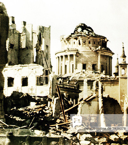 World War II  Germany  Second World War  world war  war  Third Reich  NS  national socialism  Nazi  National Socialist  imperial capital  bombardment  destruction  occupation  1945  ruins