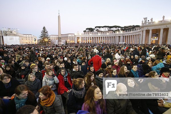 Rom  Hauptstadt  Europa  europäisch  Gemeinschaft  Besuch  Treffen  trifft  Petersplatz  Latium  Italien  Gebet