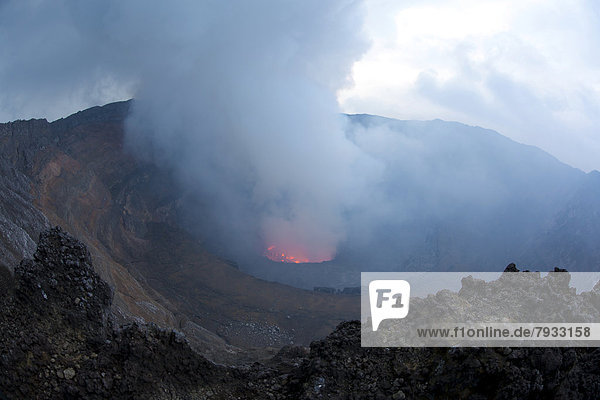 Kochender Lavasee im Nyiragongo-Vulkan