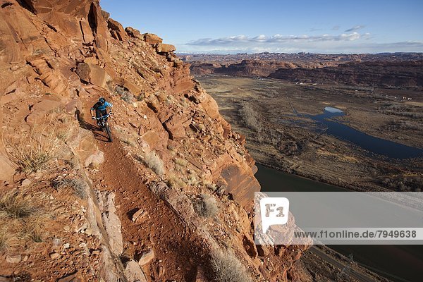 nahe  Berg  Ecke  Ecken  folgen  fahren  Steilküste  Stadt  Moab