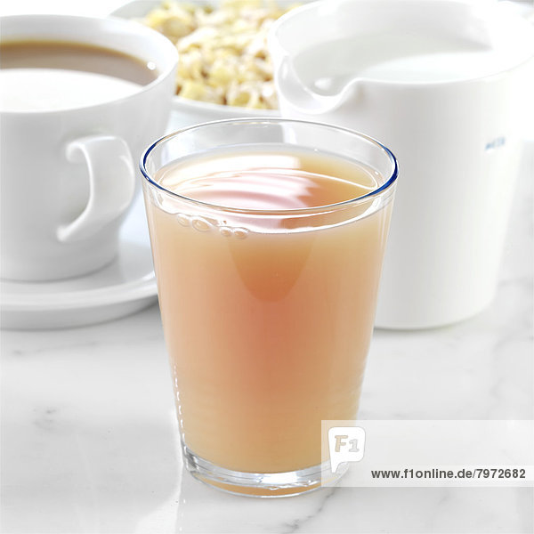Saft Kanne Pampelmuse Milch Tee