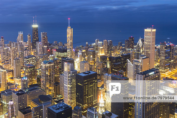 USA  Illinois  Chicago  Blick vom Willis Tower auf den Lake Michigan