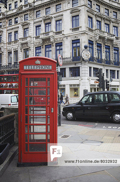 London  Hauptstadt  Straße  Telefon  Taxi  schnell reagieren  England