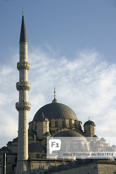 Turkey  Istanbul  Exterior of Mosque Yeni Camii(1597)  Eminonou
