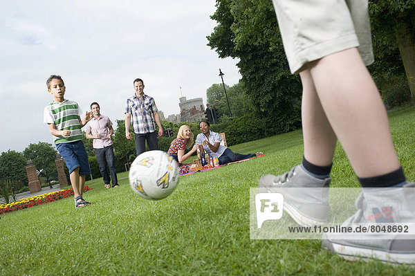 Spiel  Picknick  Großbritannien  jung