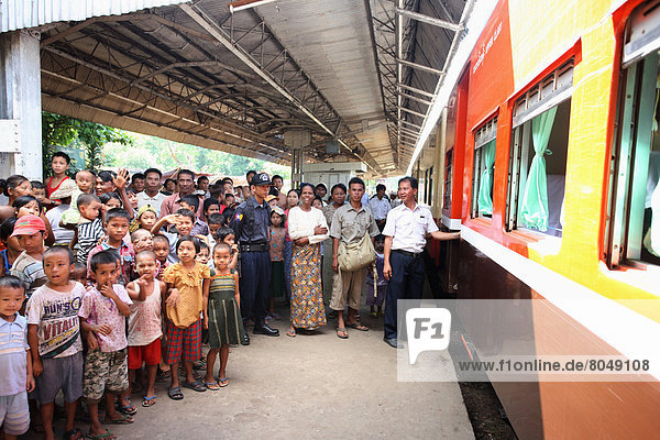 Kids on Naba railroad station  Naba  Burma/ Myanmar