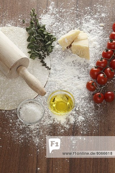 Zutaten für eine Pizza Margerita