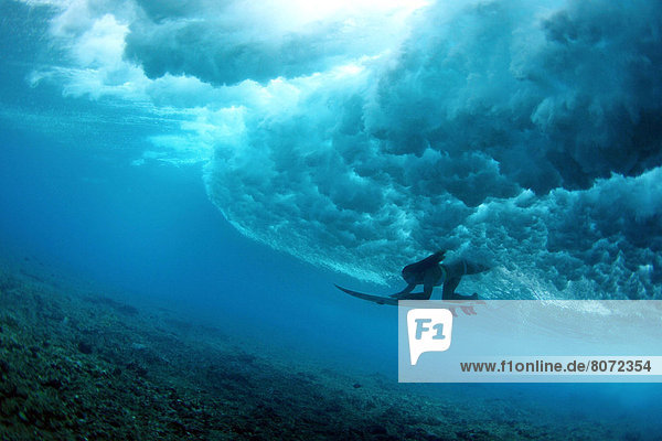 Malediven Wellenreiten surfen
