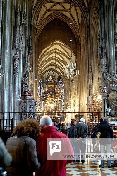 Wien  Hauptstadt  arbeiten  Gebäude  Innenaufnahme  Kathedrale  Ende  Entdeckung  herzförmig  Herz  10