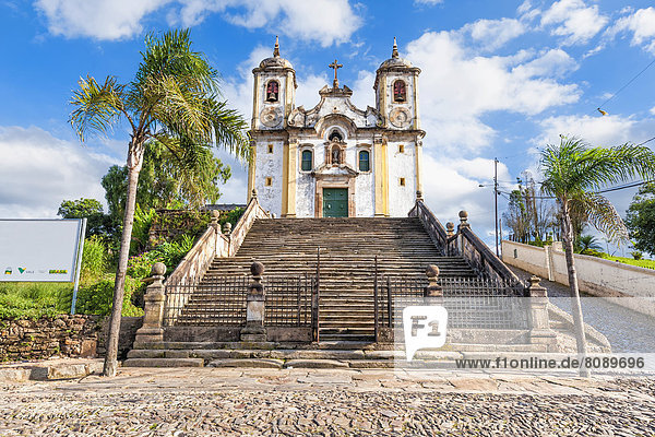 Santa Efigenia Kirche in der Altstadt von Ouro Preto  UNESCO-Weltkulturerbe