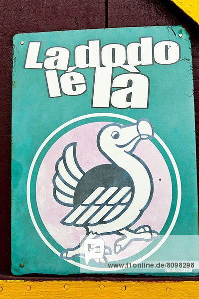 'Werbeschild für Biermarke mit der Aufschrift ''La dodo lé lá'''