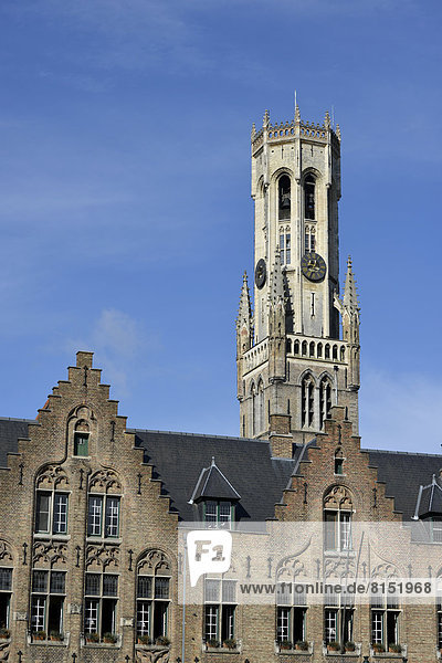 Glockenturm Gebäude frontal UNESCO-Welterbe Belfried Brügge