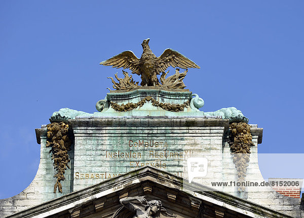 Skulptur Wohnhaus UNESCO-Welterbe Adler Grand Place
