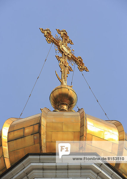 Christi-Erlöser-Kathedrale  Chram Christa Spasitelja  goldene Hauptkuppel mit Kreuz