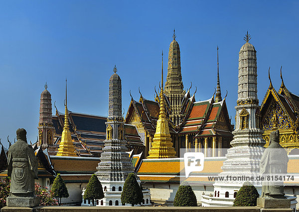 Wat Phra Kaeo Tempel  Königspalast  Tempel des Smaragd-Buddha