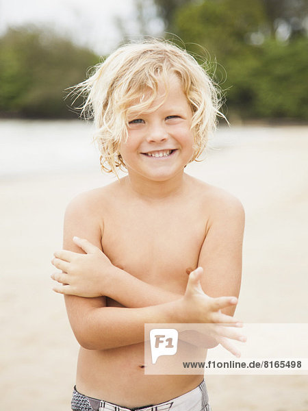 Portrait  Strand  Junge - Person  5-9 Jahre  5 bis 9 Jahre