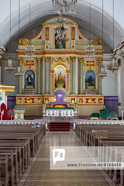 Altar in einer Kirche in Tagbilaran  Bohol  Philippinen
