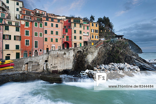 Felsen Gebäude Küste bunt UNESCO-Welterbe