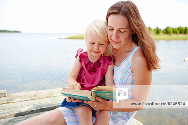 Steg  Tochter  Mutter - Mensch  vorlesen