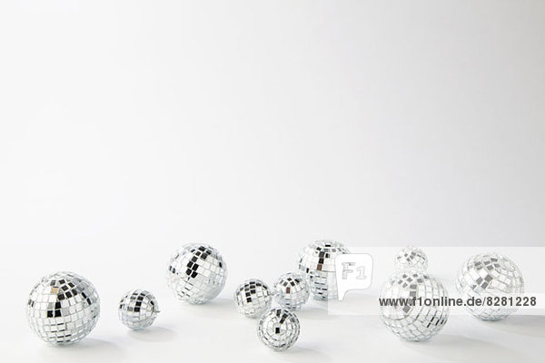 Verschiedene Größen Disco Ball Urlaub Ornamente