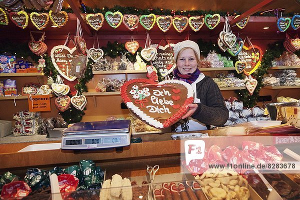 Stall selling gingerbread hearts at the Christmas Fair  Esslingen am Neckar  Baden Wurttemberg  Germany  Europe