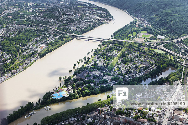 Deutschland  Rheinland-Pfalz  Rheinhochwasser bei Koblenz Oberwerth  Luftbild