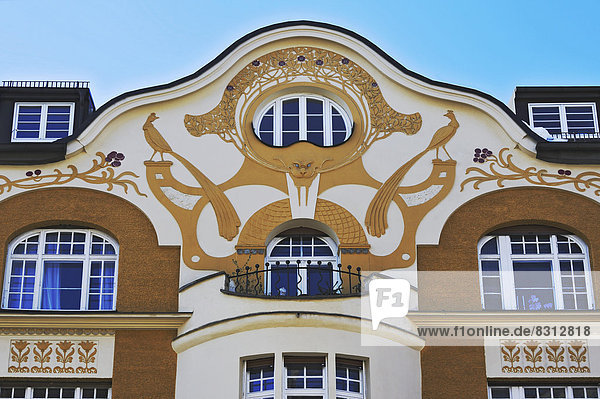 Art Nouveau façade  Jacques Lasserre