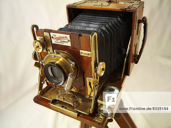 Sanderson Tropical  hölzerne Halbplatten- Kamera