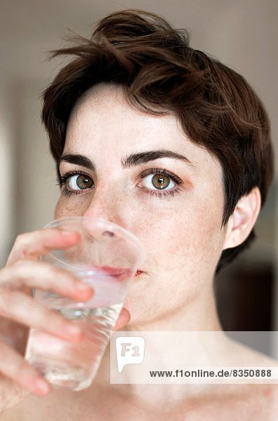 Wasser  jung  trinken  Mädchen