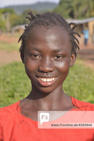 Porträt eines Mädchens  Waiima  Kono Distrikt  Sierra Leone