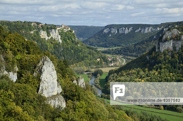 Deutschland  Baden-Württemberg  Blick von Eichfelsen auf das Donautal