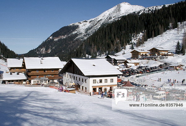 Stadt Alpen Wintersportort Österreich österreichisch