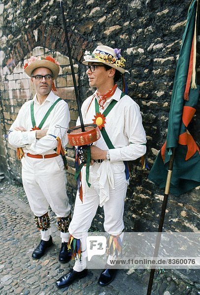 Mann  Tradition  Blume  Großbritannien  Hut  tanzen  Festival  Kostüm - Faschingskostüm  englisch