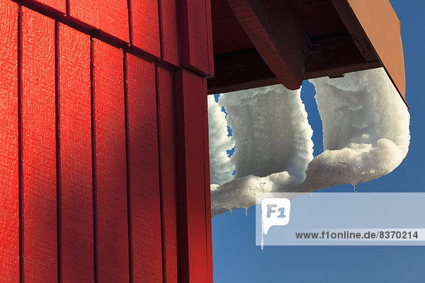 Dach Form Formen rutschen schmelzen Dachrinne Schnee